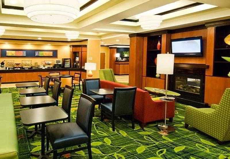 Fairfield Inn And Suites By Marriott Plainville Екстериор снимка